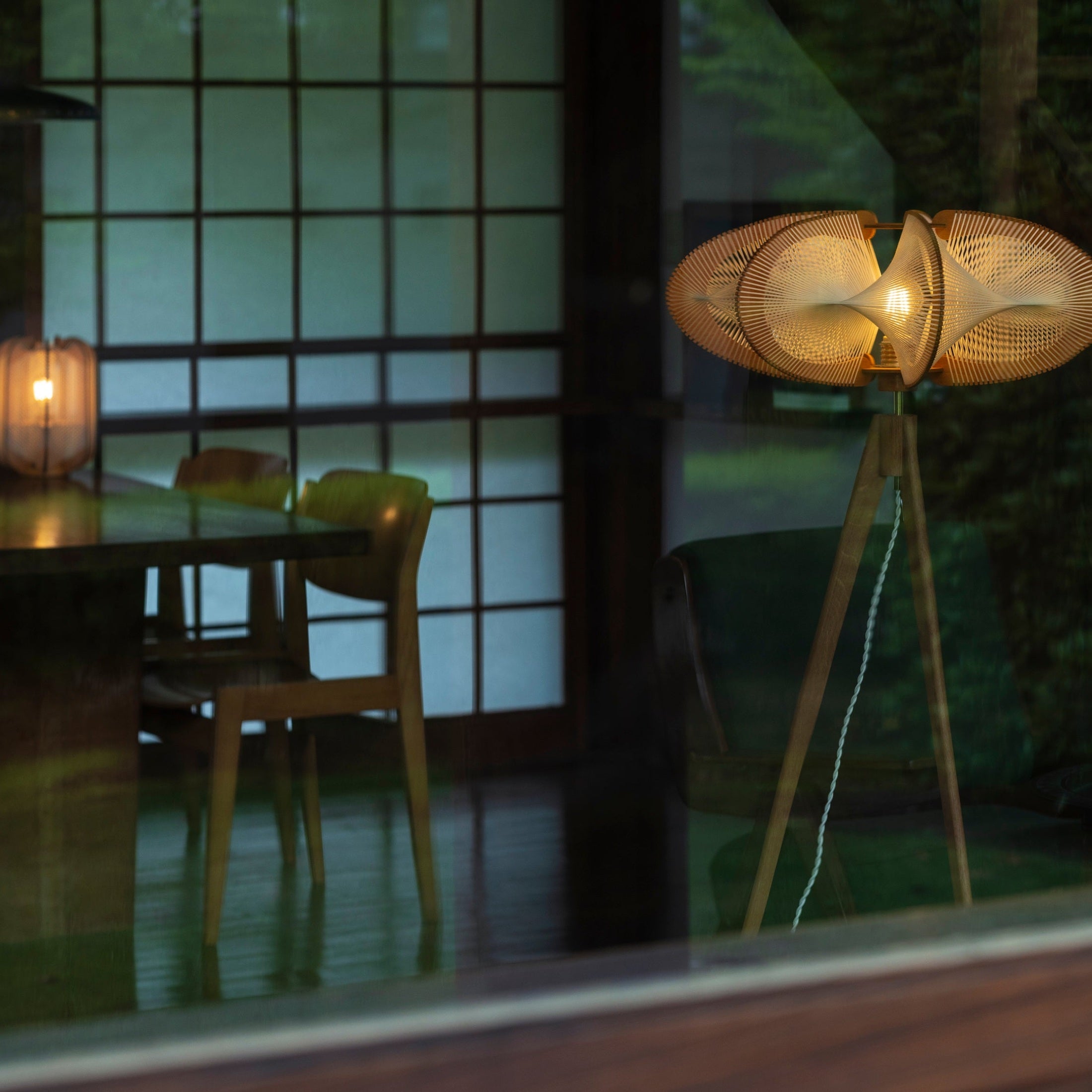 LAFABLIGHT  ETIOLA（UFOLA FLOOR LAMP）