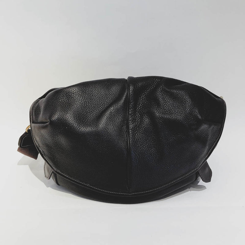 LEATHER SHOULDER CAPSULE MEDIUM